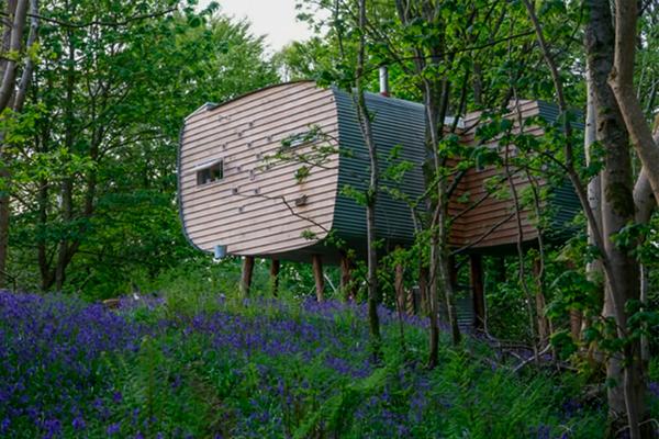 Brockloch Treehouse, contemporary glamping accommodation in Dumfries & Galloway © Julie Nicolson at Brockloch Farm