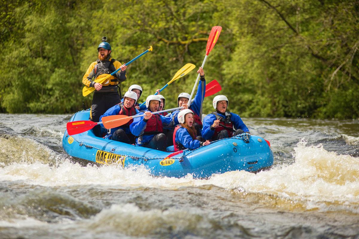 White water rafting in Perthshire as part of the 2015 Timex Expedition © Timex/AndrewMcCandlish